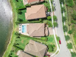 Picture of 10021 S Miralago Way, Parkland, FL 33076