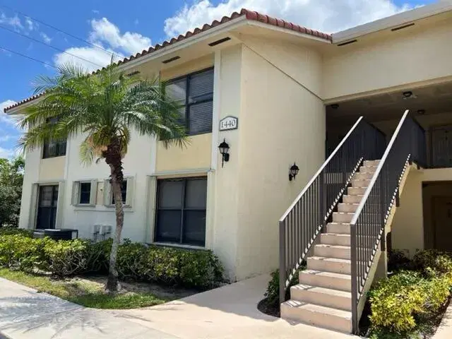Picture of 1440 Lake Crystal Drive F, West Palm Beach, FL 33411
