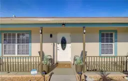 Picture of 836 Woodridge Cir, Fort Myers, FL 33913