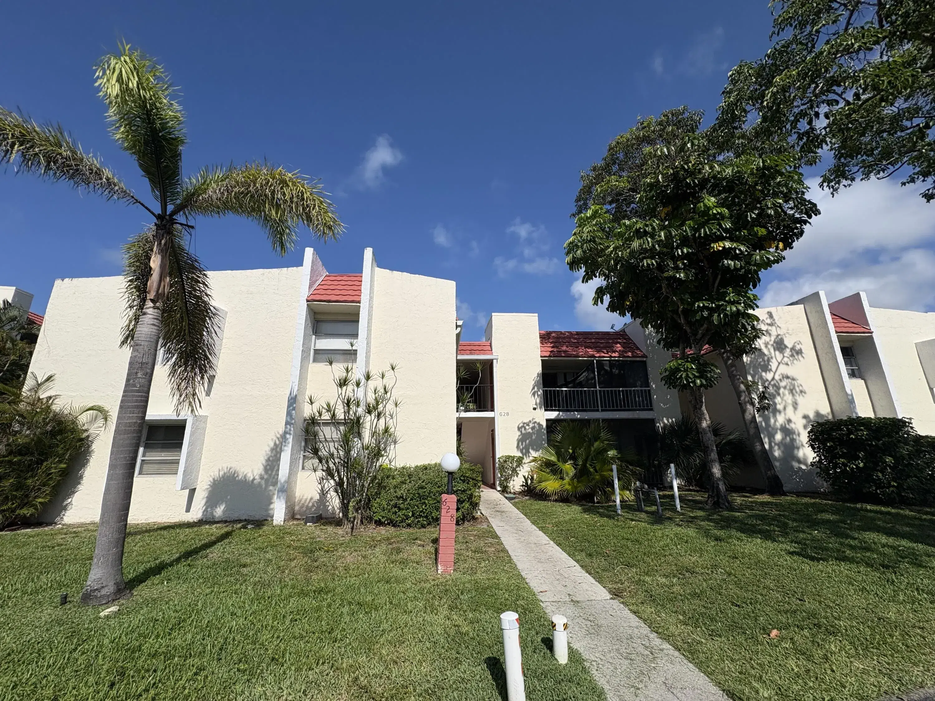 Picture of 628 NW 13 Th Street 25, Boca Raton, FL 33486