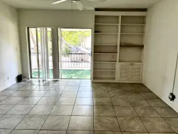 Picture of 628 NW 13 Th Street 25, Boca Raton, FL 33486