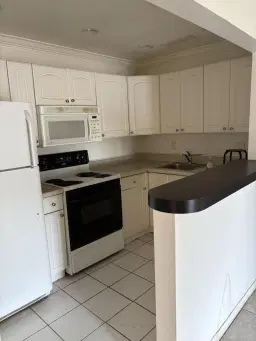 Picture of 628 NW 13 Th Street 25, Boca Raton, FL 33486