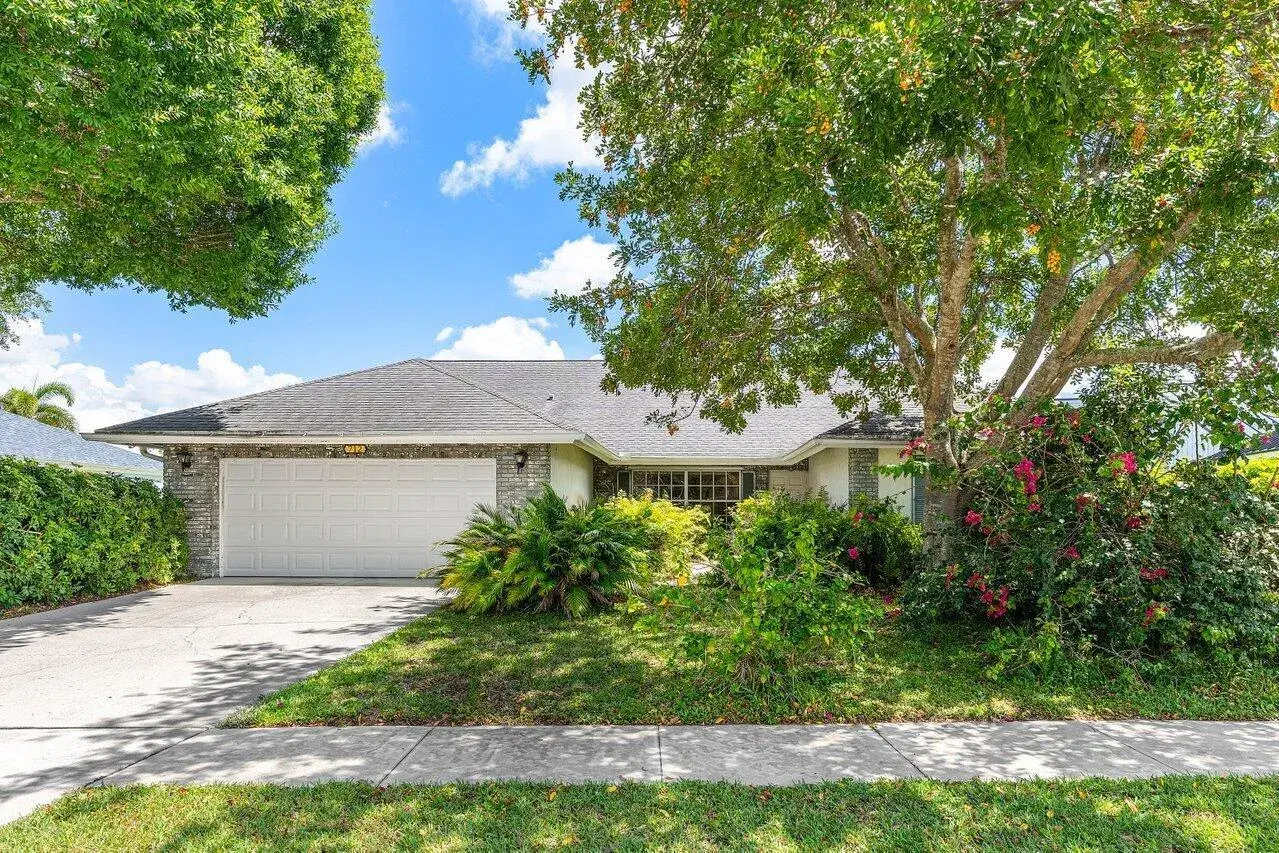Picture of 712 Lemongrass Lane, Wellington, FL 33414