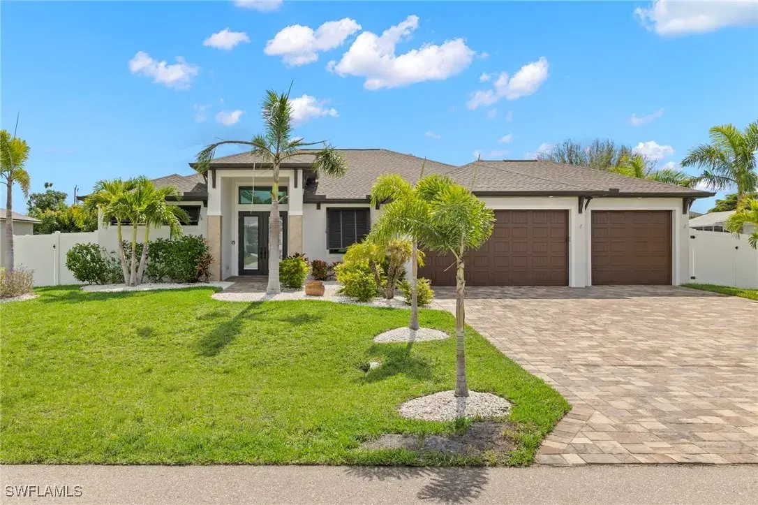 Picture of 3833 SW 15Th Pl, Cape Coral, FL 33914