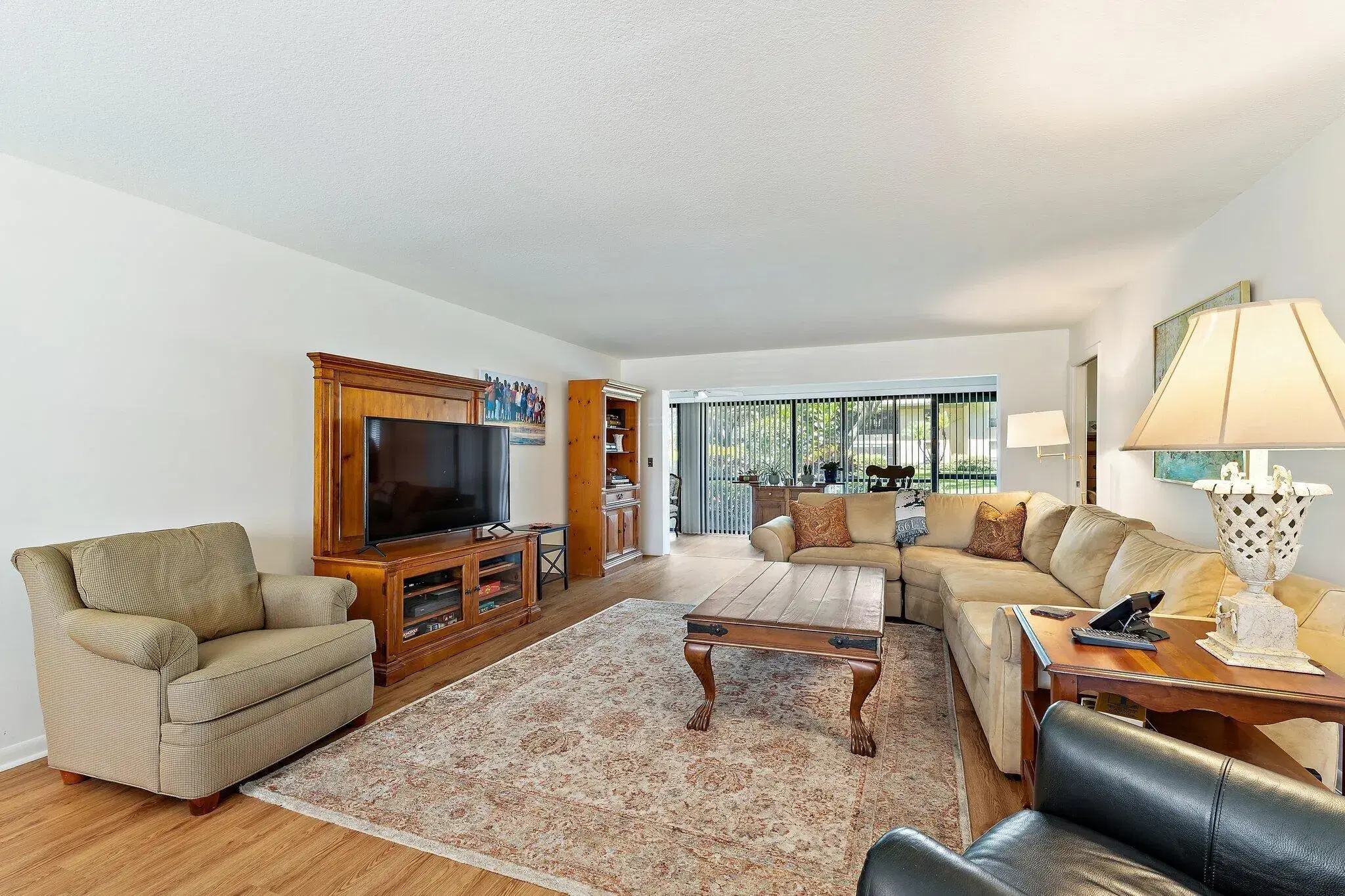 Picture of 22 SE Turtle Creek Drive B, Jupiter, FL 33469