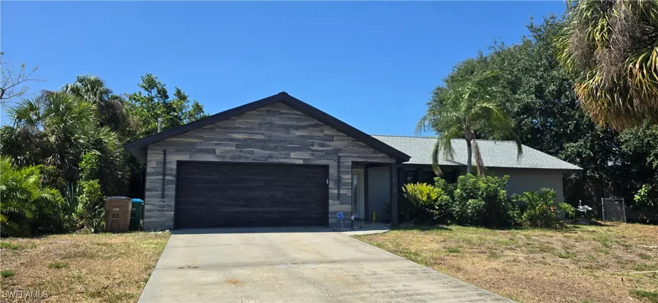 Picture of 1610 Cornwallis Pkwy, Cape Coral, FL 33904