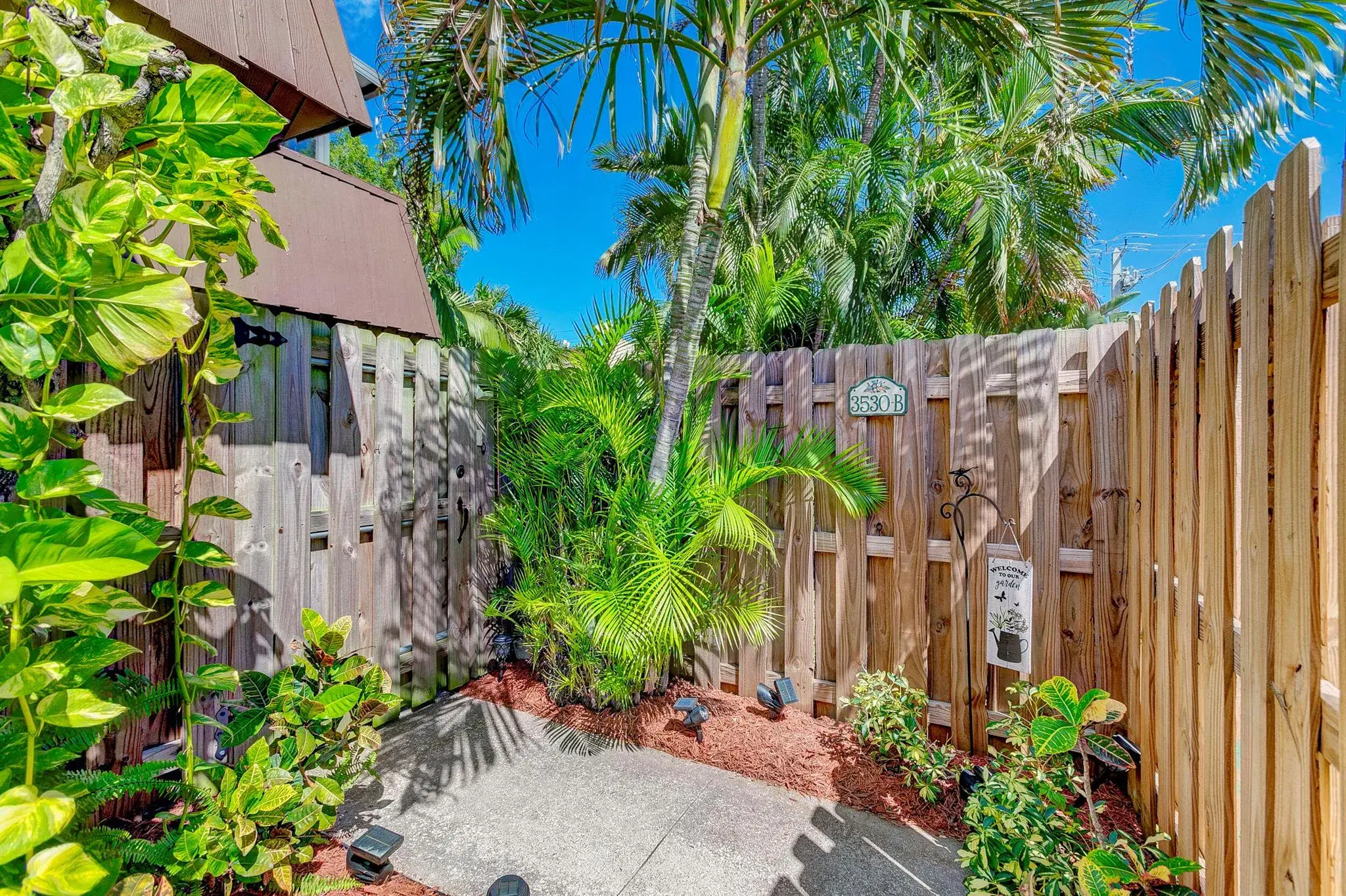 Picture of 3530 E Gardens B Drive E B, Palm Beach Gardens, FL 33410