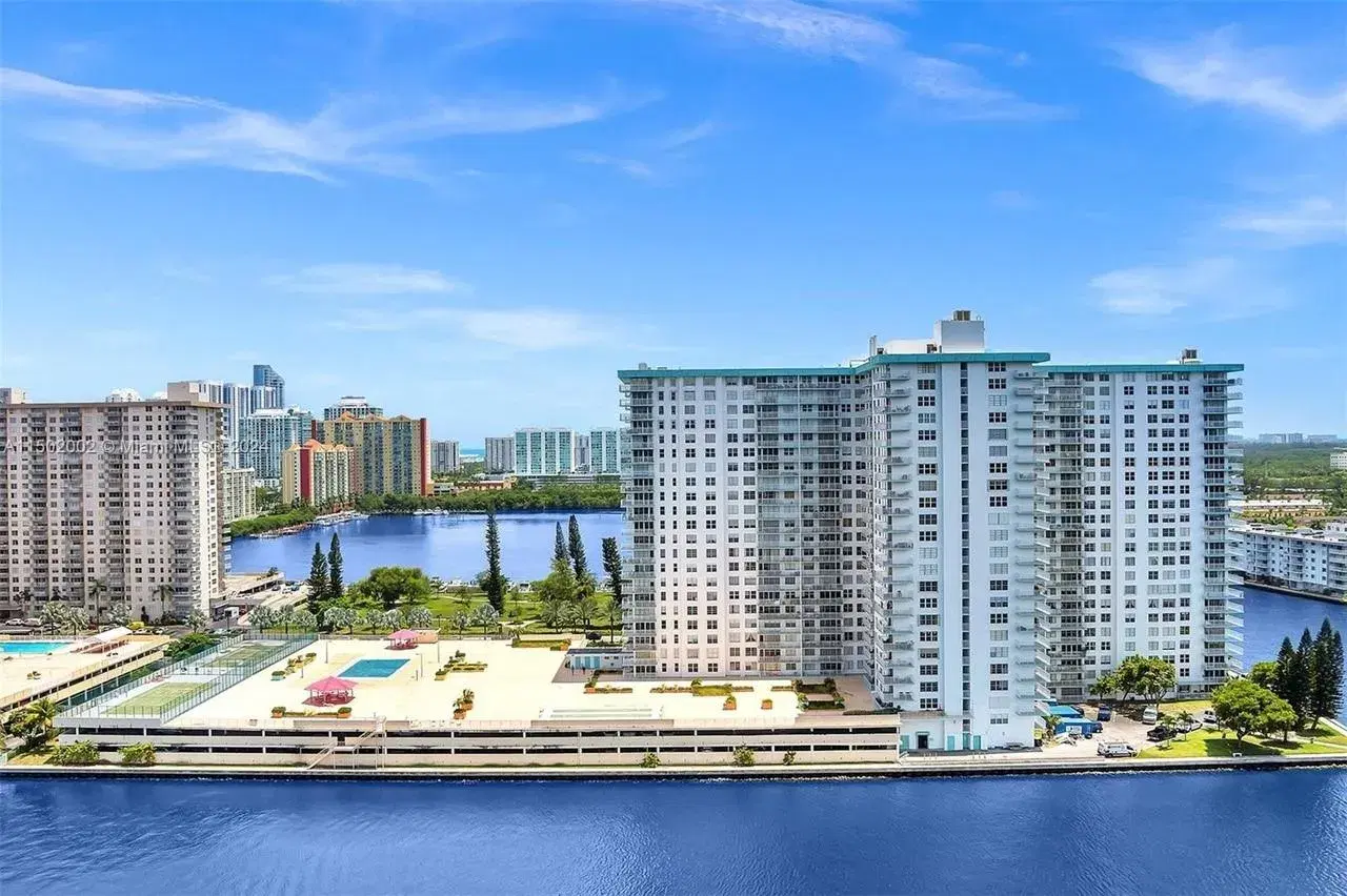 Picture of 301 174Th St 2210, Sunny Isles Beach, FL 33160