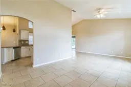 Picture of 1316 SW 8Th Ct, Cape Coral, FL 33991