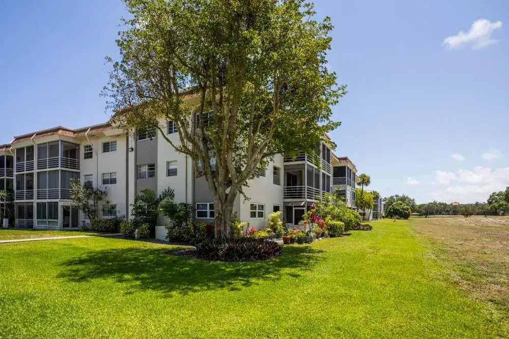 Picture of 5601 NW 2Nd Ave 320, Boca Raton, FL 33487