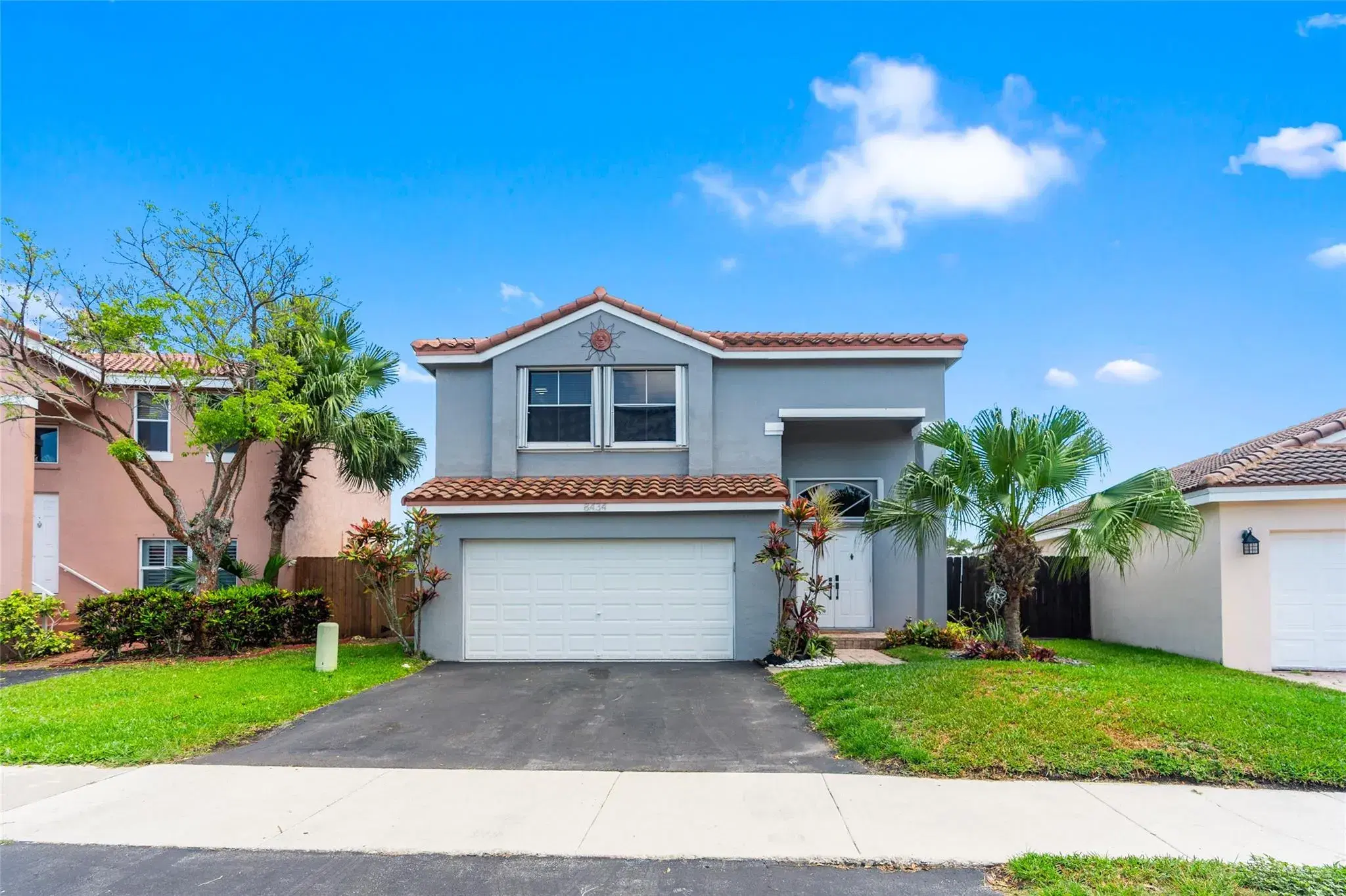 Picture of 8434 SW 42Nd Ct, Davie, FL 33328