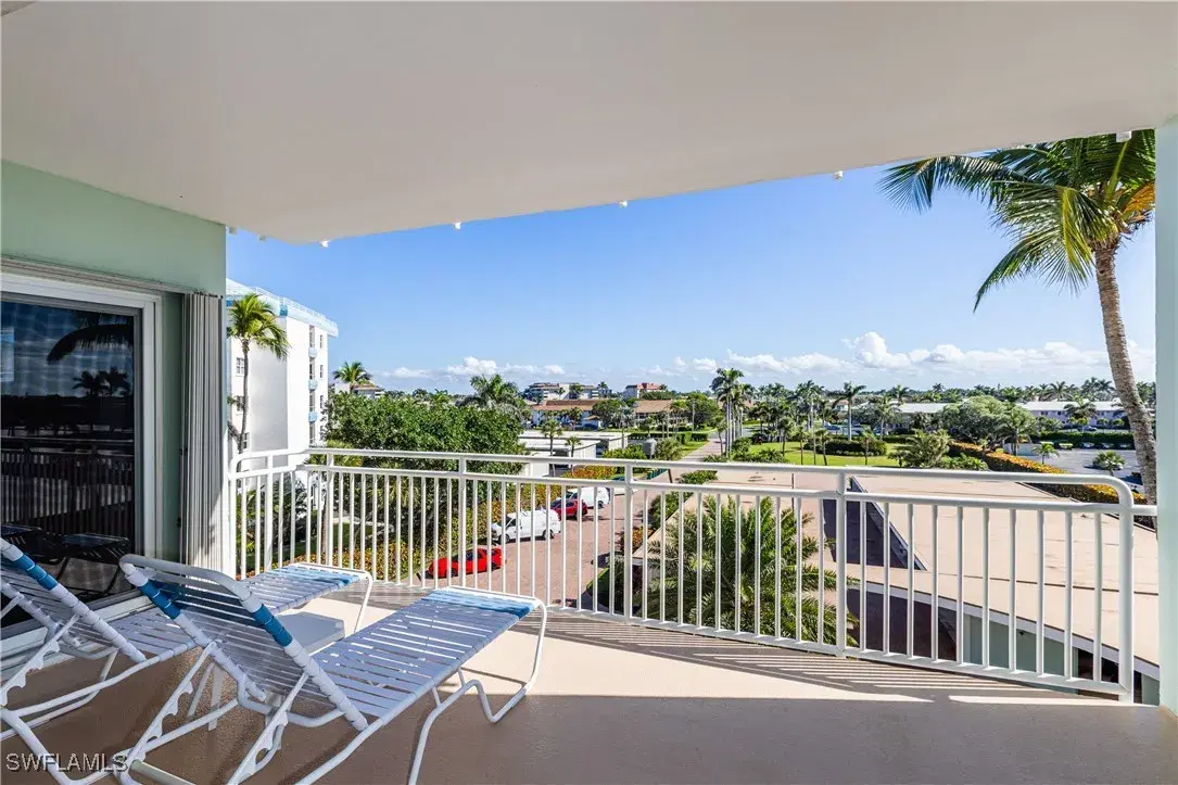 Picture of 500 Saturn Ct 48, Marco Island, FL 34145