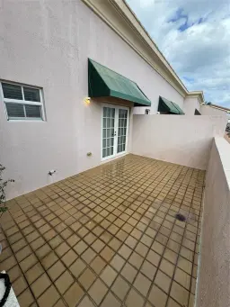 Picture of 1033 NE 17Th Way 605, Fort Lauderdale, FL 33304