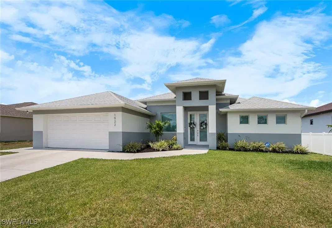 Picture of 1922 NE 17Th Pl, Cape Coral, FL 33909