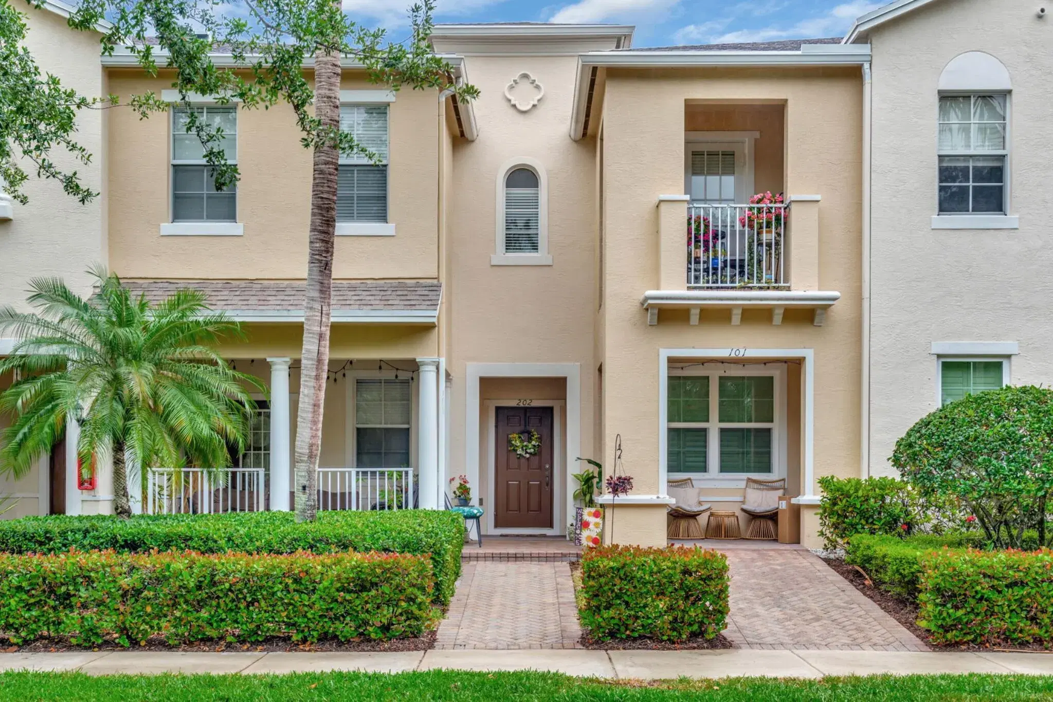 Picture of 341 Indian Creek Parkway 202, Jupiter, FL 33458
