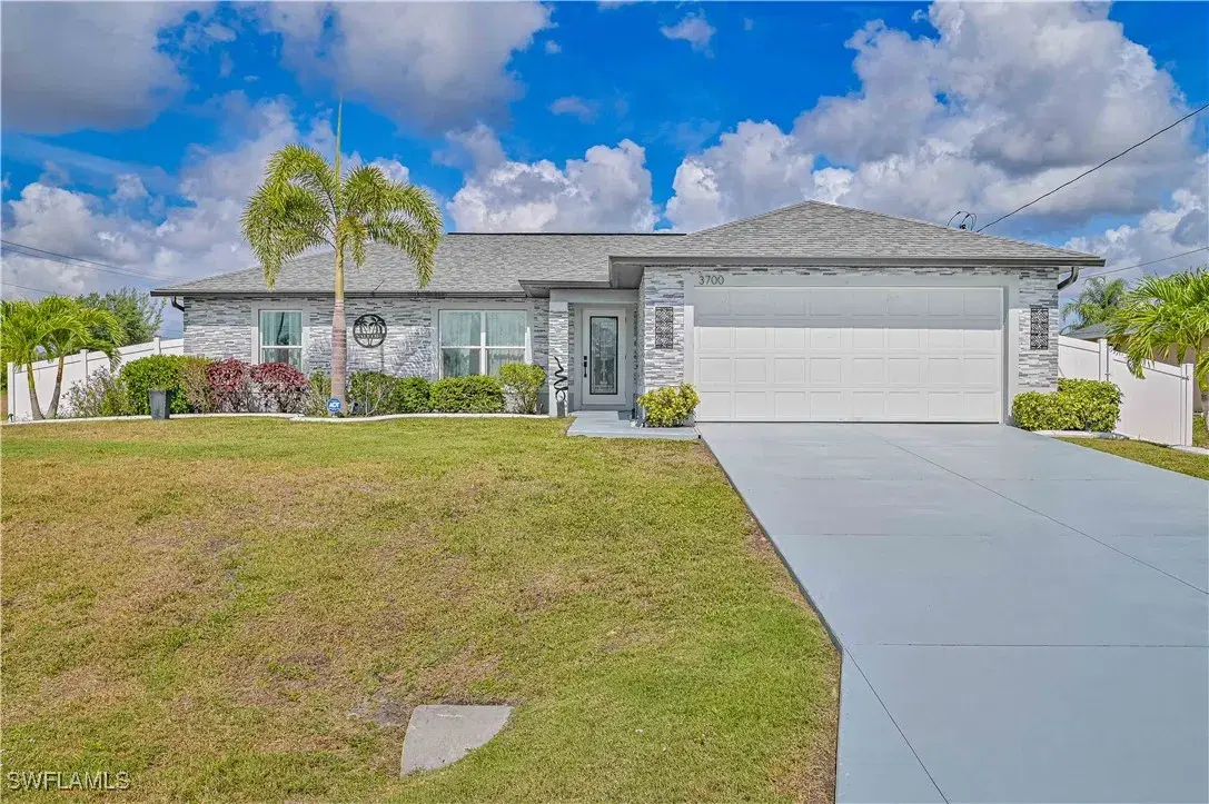 Picture of 3700 NE 14Th Ave, Cape Coral, FL 33909