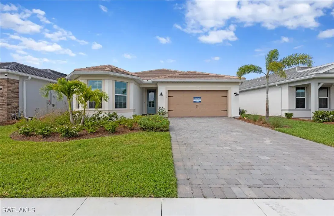 Picture of 12464 Basalt Ln, Alva, FL 33982