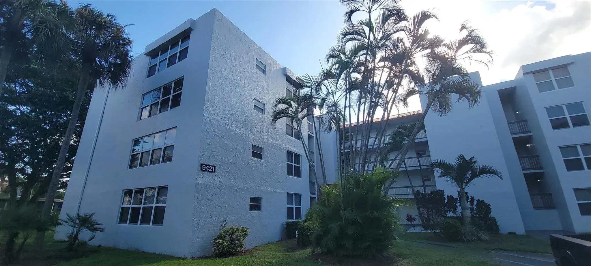 Picture of 9421 SW Evergreen Pl 102, Davie, FL 33324