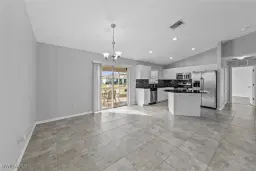 Picture of 1100 NW 9Th Ter, Cape Coral, FL 33993