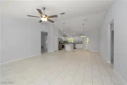 Picture of 2001 Inglewood Cir, Labelle, FL 33935