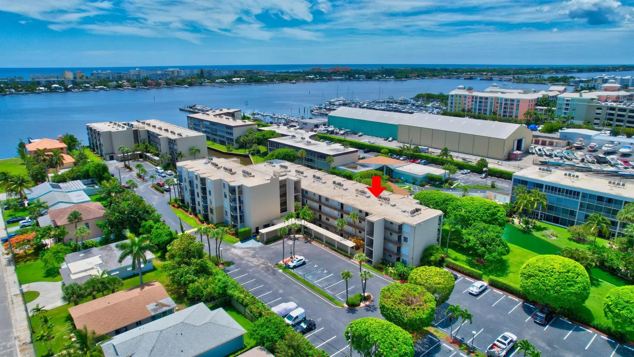 Picture of 890 N Federal Highway 206, Lantana, FL 33462