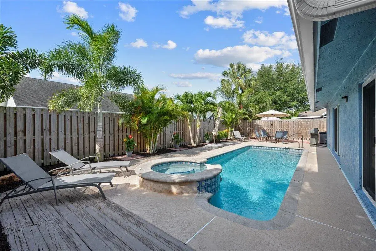 Picture of 6168 Ungerer Street, Jupiter, FL 33458