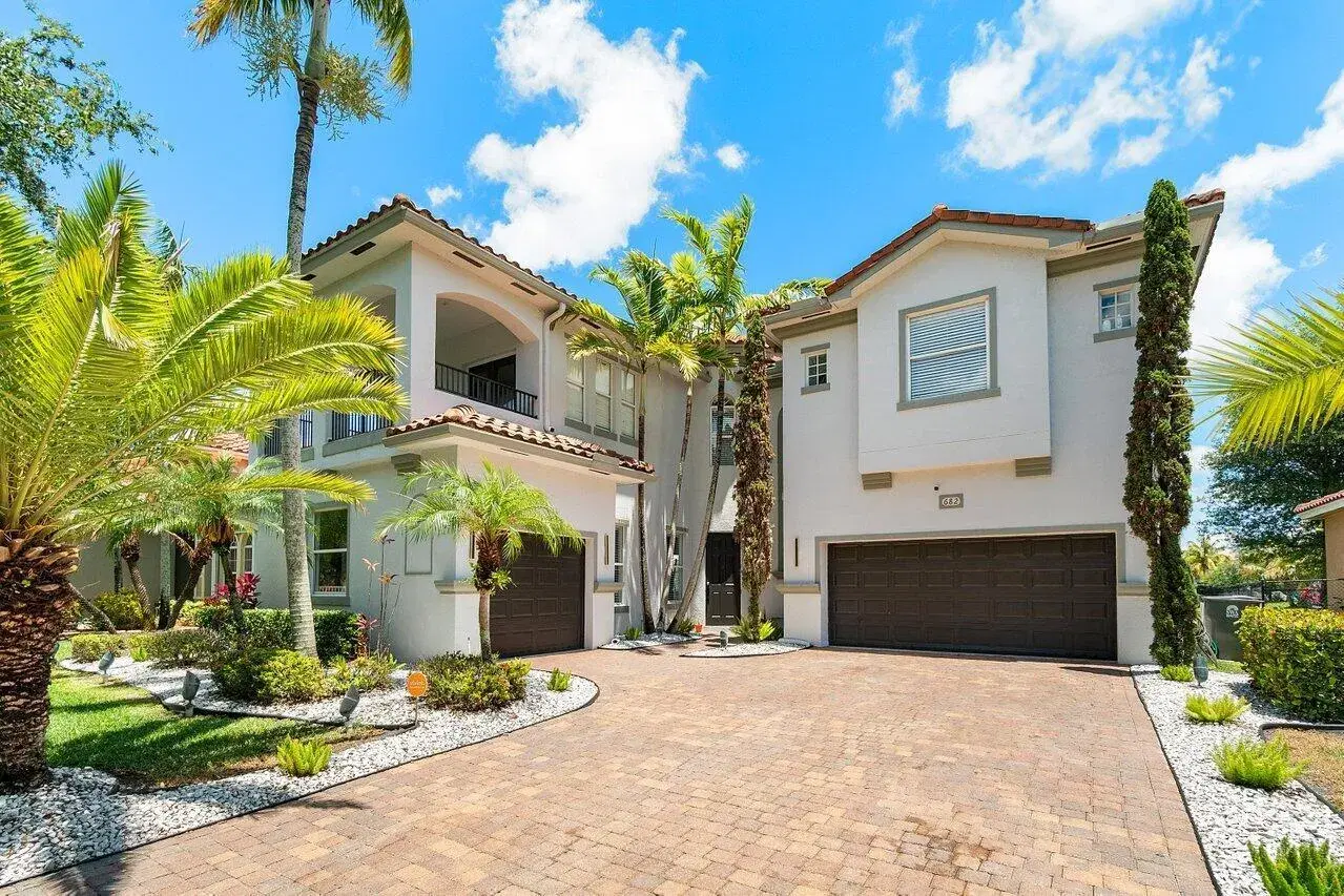 Picture of 682 Cresta Circle, West Palm Beach, FL 33413