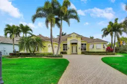 Picture of 660 SW Yacht Basin Way, Stuart, FL 34997