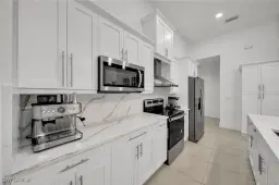 Picture of 2902 9Th St Sw, Lehigh Acres, FL 33976