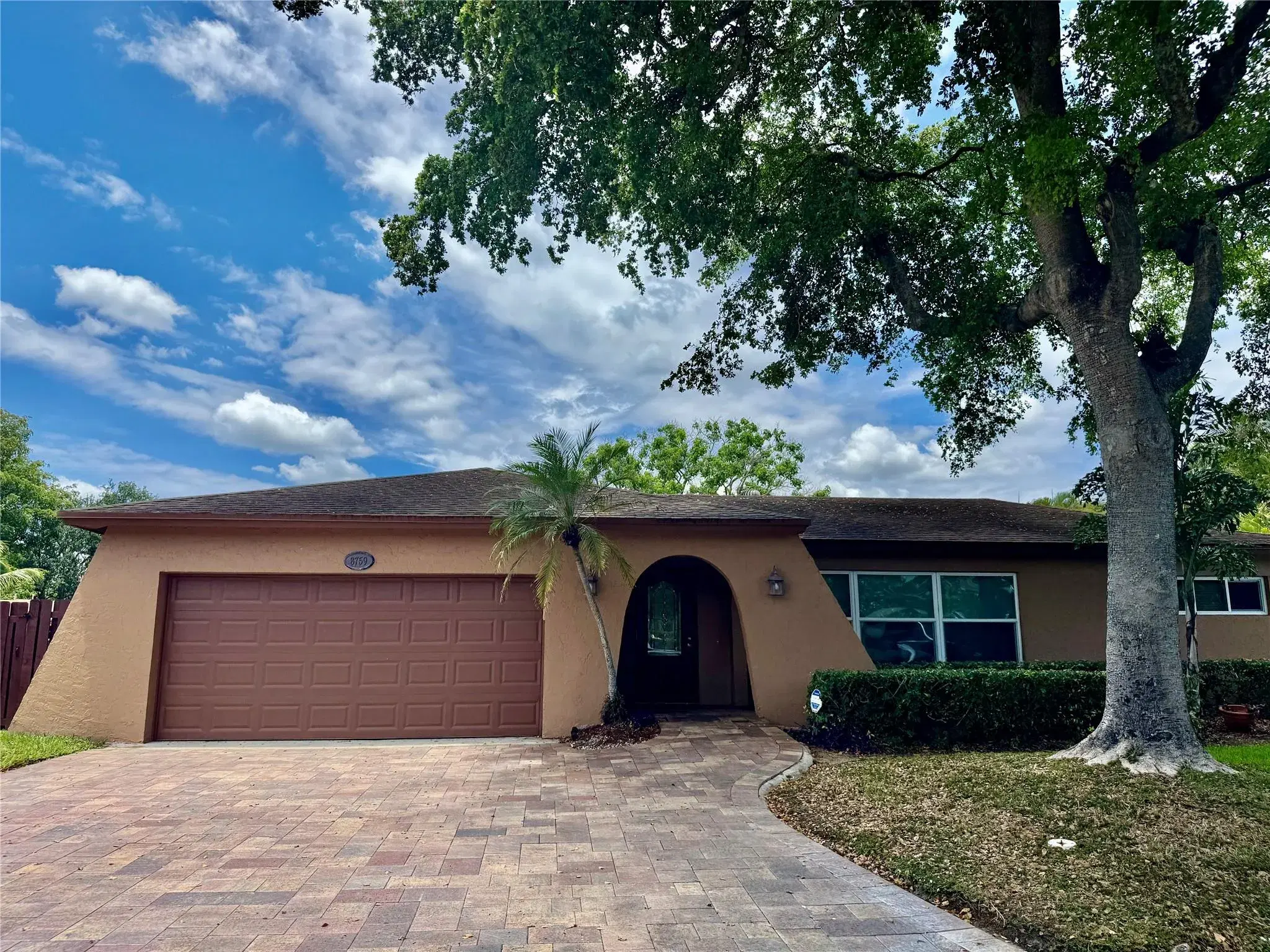 Picture of 8759 SW 51St Pl, Cooper City, FL 33328