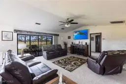 Picture of 860 SW 18Th Ter, Cape Coral, FL 33991