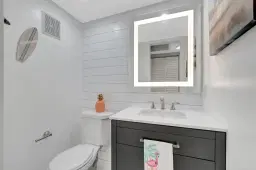 Picture of 40 Prescott B 40, Deerfield Beach, FL 33442