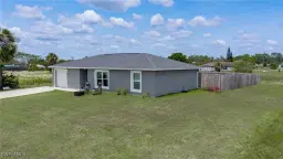 Picture of 3086 E Briarwood Cir, Labelle, FL 33935