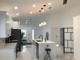 Picture of 6264 Lansdowne Cir, Boynton Beach, FL 33472