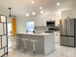 Picture of 6264 Lansdowne Cir, Boynton Beach, FL 33472