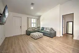 Picture of 5007 W Hummingbird Dr, Labelle, FL 33935