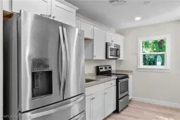 Picture of 1335 Piney Rd, North Fort Myers, FL 33903