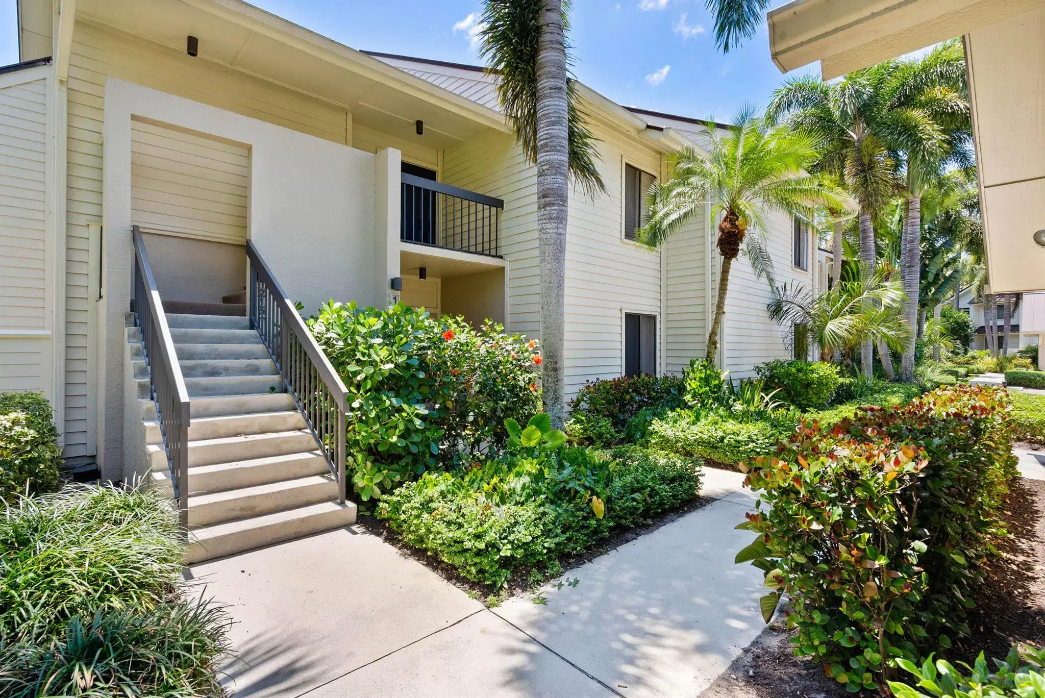 Picture of 6494 SE Brandywine Court 115, Stuart, FL 34997