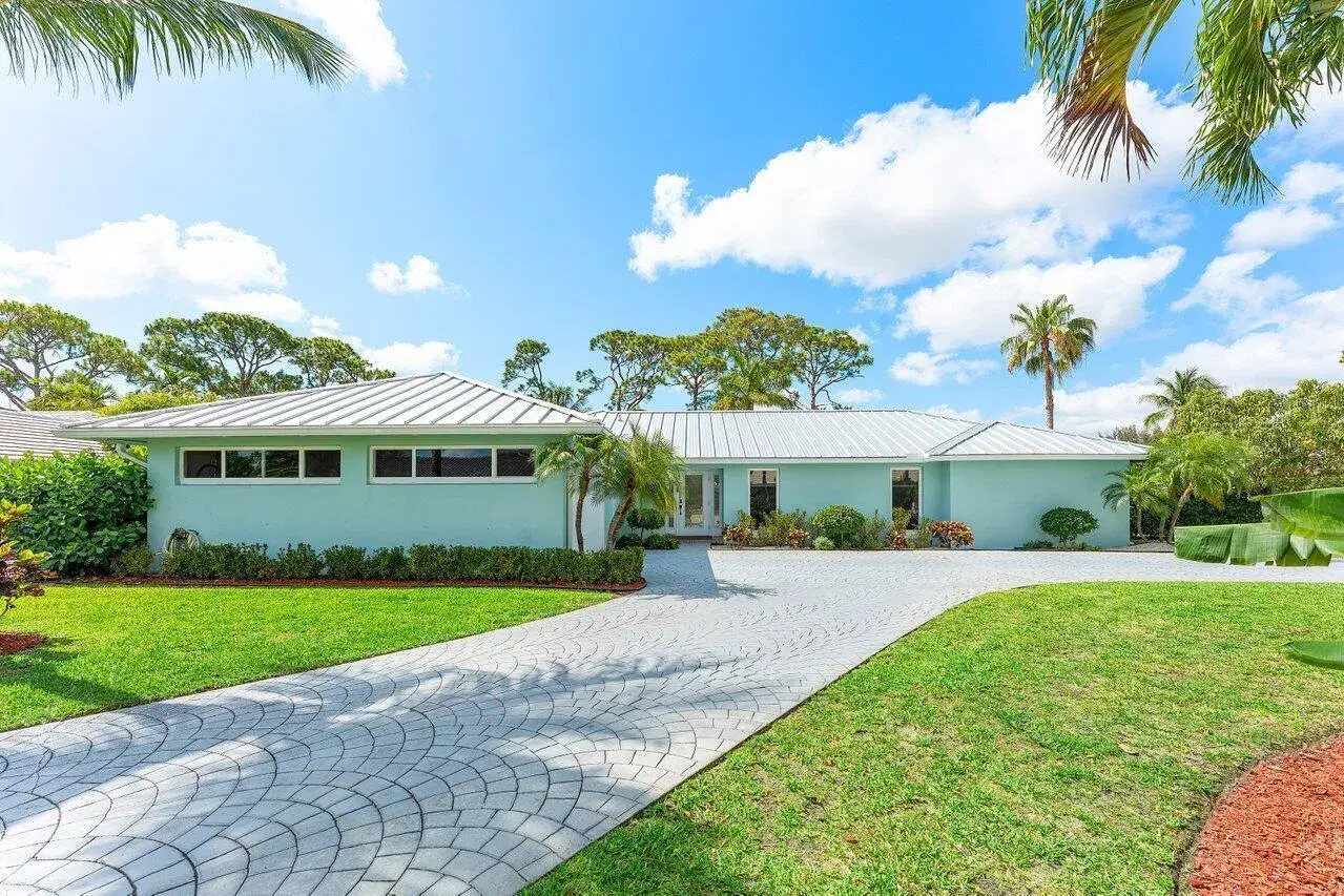 Picture of 474 S Country Club Drive, Atlantis, FL 33462
