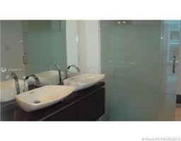 Picture of 200 Biscayne Blvd # 3311, Miami, FL 33131