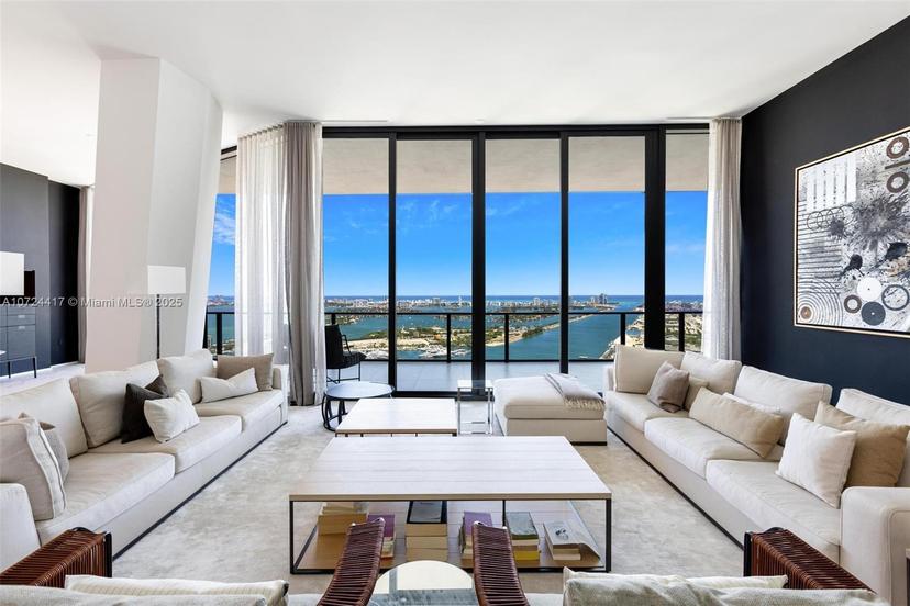 Picture of 1000 Biscayne Blvd # 4901, Miami FL 33132