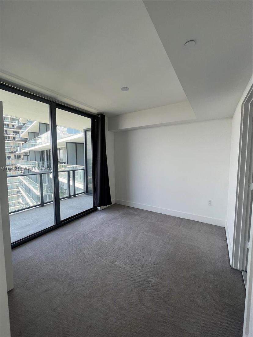Picture of 121 NE 34 St # 2215, Miami FL 33137