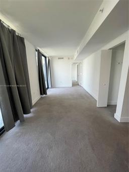 Picture of 121 NE 34 St # 2215, Miami, FL 33137