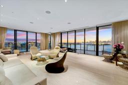 Picture of 800 S Pointe Dr # 1204, Miami Beach, FL 33139