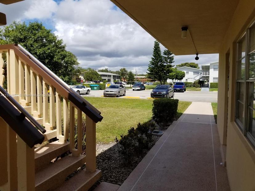 Picture of 206 Sheffield I # 206, West Palm Beach FL 33417