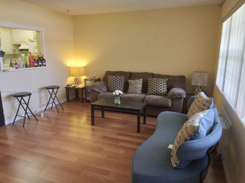 Picture of 206 Sheffield I # 206, West Palm Beach FL 33417