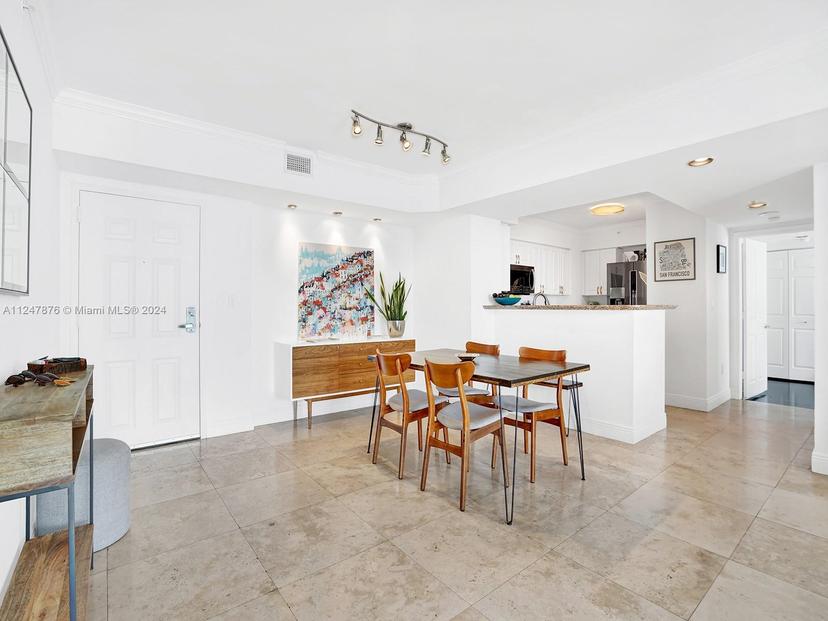 Picture of 1155 Brickell Bay Dr # 3404, Miami FL 33131