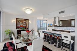 Picture of 20281 E Country Club Dr # 201, Aventura, FL 33180