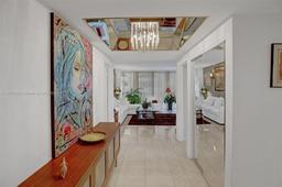 Picture of 20281 E Country Club Dr # 201, Aventura, FL 33180