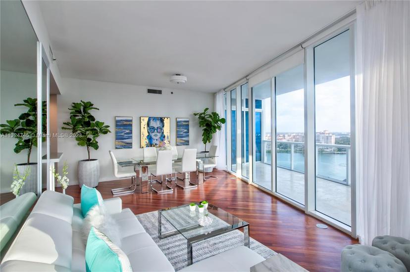 Picture of 100 S Pointe Dr # 1501, Miami Beach FL 33139